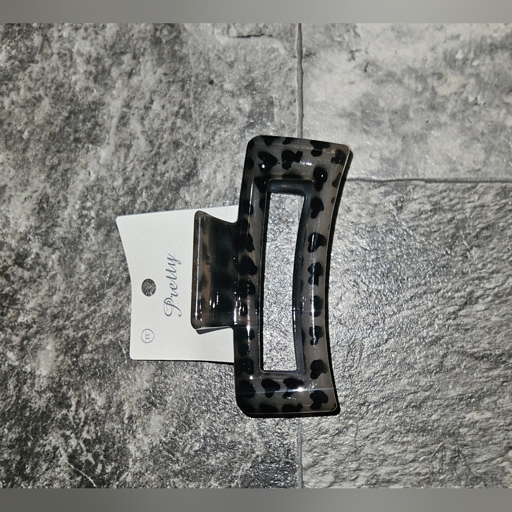 Large Animal Print Jaw Clip In Gray BNIB